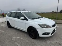 Brugt Ford Focus 110 HK (80 kW) 2010 Hvid Stationcar