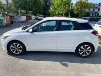 Usata Hyundai i20 Comfort 83 CV (61 kW) 2016 Utilitaria