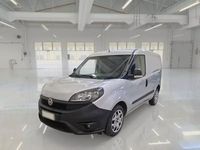 Usata Fiat Doblò Lounge 120 CV (88 kW) 2021 Bianco Monovolume