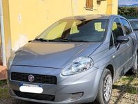 Usata Fiat Punto 77 CV (56 kW) 2011 Utilitaria