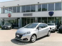 Usata Peugeot 208 Allure 82 CV (60 kW) 2018 Grigio Utilitaria