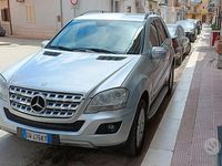 Usata Mercedes ML320 224 CV (164 kW) 2009 Argento SUV