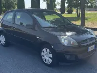 Usata Ford Fiesta Ghia 68 CV (50 kW) 2007 Utilitaria