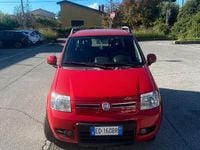 Usata Fiat Panda 4x4 69 CV (50 kW) 2010 Rosso Utilitaria