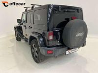 usata Jeep Wrangler Unlimited 2.8 CRD DPF Sahara Auto