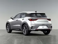 Nuova Lexus LBX 136 CV (100 kW) 2025 Argento SUV