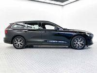 Usata Volvo V60 145 CV (106 kW) 2023 Nero Station wagon