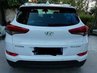 Usata Hyundai Tucson Xpossible 141 CV (103 kW) 2016 Bianco SUV