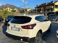 Usata Nissan Qashqai N-Connecta 110 CV (80 kW) 2018 Bianco SUV
