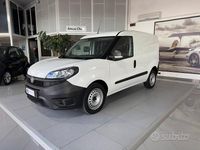 Usata Fiat Doblò S 120 CV (88 kW) 2021 Bianco Monovolume