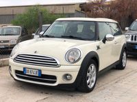 Usata Mini Cooper D Clubman 108 CV (79 kW) 2009 Giallo Station wagon
