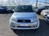 Usata Daihatsu Terios 86 CV (63 kW) 2006 Argento SUV