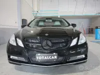 Usata Mercedes E350 231 CV (169 kW) 2009 Nero Coupé