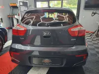Usata Kia Rio 90 CV (66 kW) 2015 Platinum graphite metallic Berlina