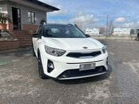 Usata Kia Stonic Style 96 CV (70 kW) 2019 Bianco SUV
