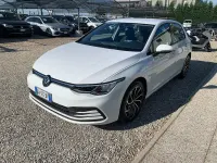 Usata VW Golf VIII Life 110 CV (80 kW) 2022 Bianco Berlina