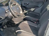 Usata Lancia Ypsilon 2016 Bianco Utilitaria