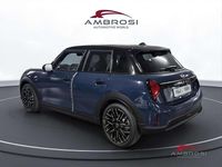 Nuova Mini Cooper Favoured 114 kW (156 CV) 2025 Blu Utilitaria