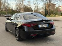 Usata Alfa Romeo Giulia Executive 160 CV (117 kW) 2019 Nero Berlina