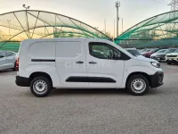 Nuova Opel Combo S 131 CV (96 kW) 2026 Kaolin white Monovolume