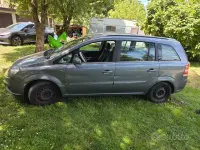 Usata Opel Zafira Cosmo 140 CV (102 kW) 2006 Grigio Monovolume