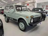 Usata Lada niva 80 CV (58 kW) 2001 Verde SUV