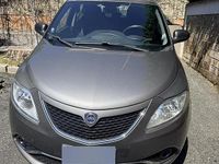 Usata Lancia Ypsilon Silver 95 CV (69 kW) 2016 Grigio Utilitaria