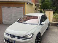 Usata VW Golf VII Highline 110 CV (80 kW) 2014 Berlina