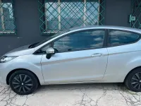 Usata Ford Fiesta 97 CV (71 kW) 2009 Grigio Berlina