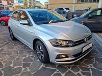 Usata VW Polo Comfortline 95 CV (69 kW) 2019 Argento Berlina