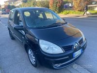 Usata Renault Scénic II 130 CV (95 kW) 2008 Nero Monovolume