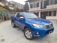 usata Toyota HiLux 2.4 d- 4d 4wd extra cab