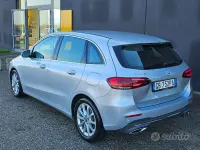 Usata Mercedes B200 150 CV (110 kW) 2020 Grigio Utilitaria