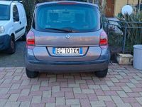 Usata Renault Modus 68 CV (50 kW) 2010 Grigio Monovolume