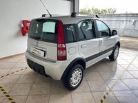 Usata Fiat Panda 4x4 Climbing 69 CV (50 kW) 2011 Grigio Utilitaria