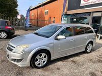 Usata Opel Astra Cosmo 150 CV (110 kW) 2009 Grigio Station wagon