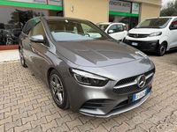Usata Mercedes B180 AMG Line Premium 116 CV (85 kW) 2024 Grigio Monovolume