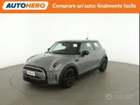 Begagnad Mini ONE Essential 75 HK (55 kW) 2021 Grå Halvkombi