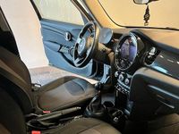 Usata Mini ONE Essential 75 CV (55 kW) 2022 Nero Utilitaria