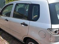 Usata Mazda 2 68 CV (50 kW) 2007 Grigio Monovolume