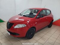 Usata Lancia Ypsilon 85 CV (62 kW) 2014 Rosso Utilitaria