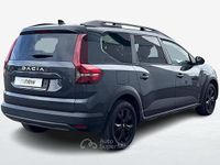 Usata Dacia Jogger Extreme 101 CV (74 kW) 2023 Gray Monovolume