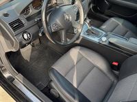 Usata Mercedes C220 Avantgarde 170 CV (125 kW) 2009 Nero Berlina