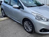 Usata Peugeot 208 Allure 67 CV (49 kW) 2015 Grigio Utilitaria