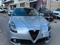 Usata Alfa Romeo Giulietta Distinctive 120 CV (88 kW) 2017 Grigio Utilitaria