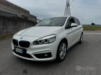 Usata BMW 218 Luxury Line 150 CV (110 kW) 2016 Bianco Station wagon