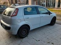 Usata Fiat Grande Punto 77 CV (56 kW) 2011 Bianco Utilitaria