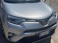 Usata Toyota RAV4 2017 Grigio SUV
