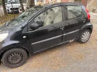Usata Peugeot 107 68 CV (50 kW) 2006 Nero Utilitaria