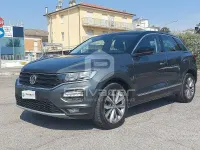 Usata VW T-Roc Style 116 CV (85 kW) 2019 Grigio SUV
